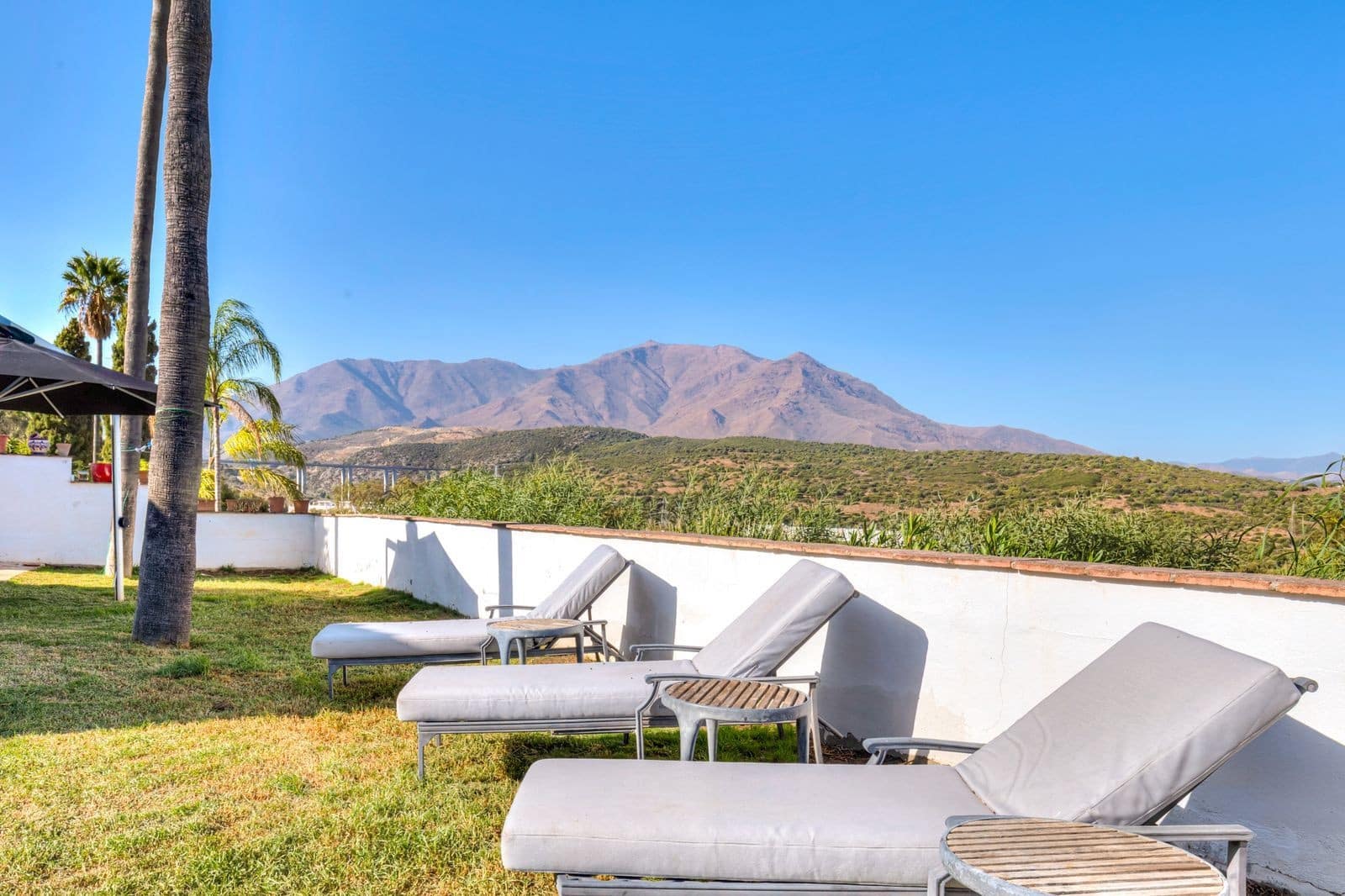 3 sypialnia Willa na sprzedaż w Estepona z basenem garażem - 750 000 € (Ref: 10161228)