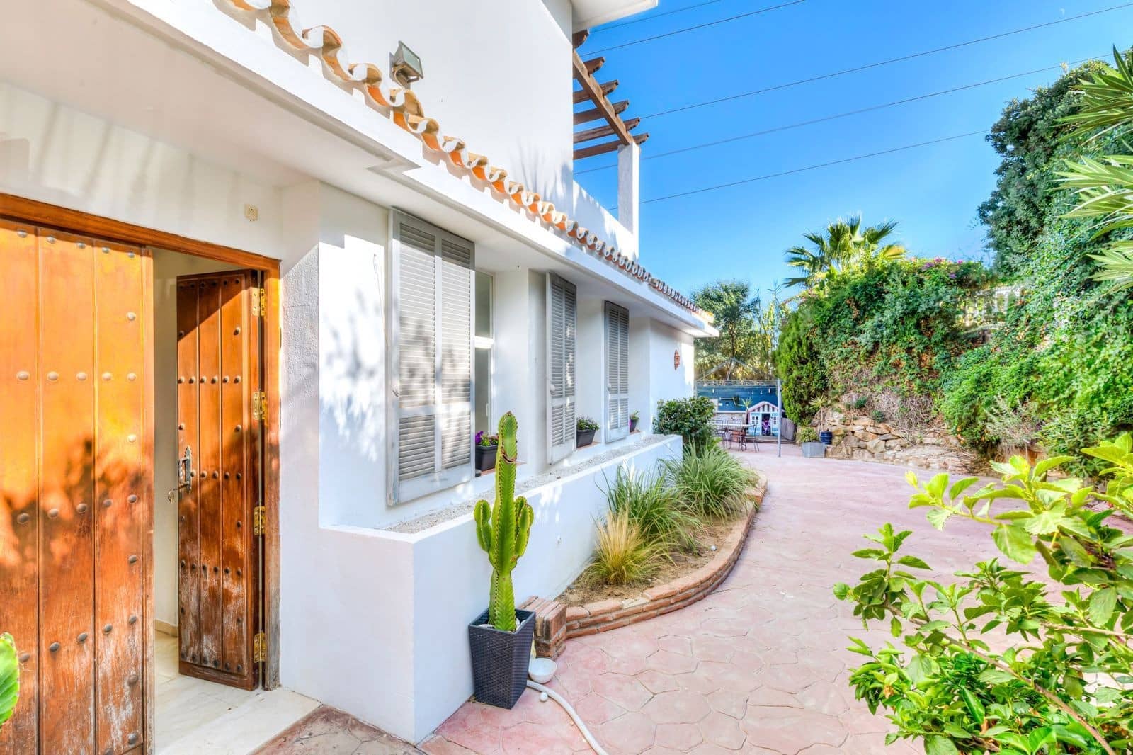 3 sypialnia Willa na sprzedaż w Estepona z basenem garażem - 750 000 € (Ref: 10161228)