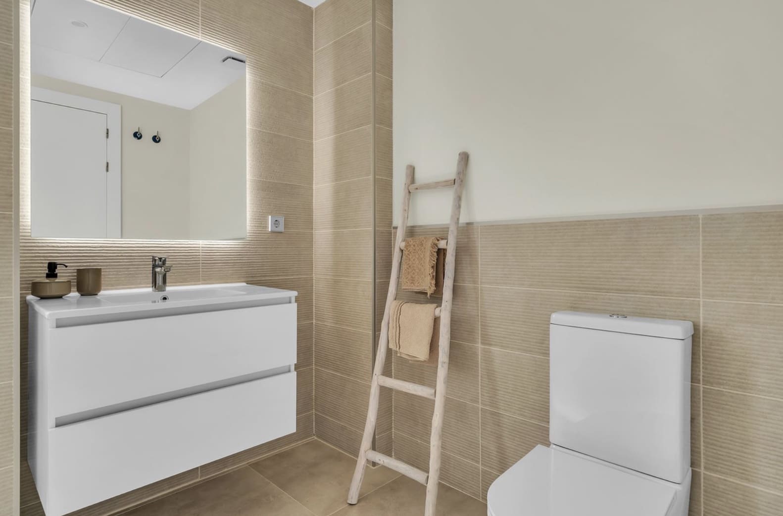 2 bedroom Apartment for sale in New Golden Mile with pool garage - € 510,000 (Ref: 10161230)