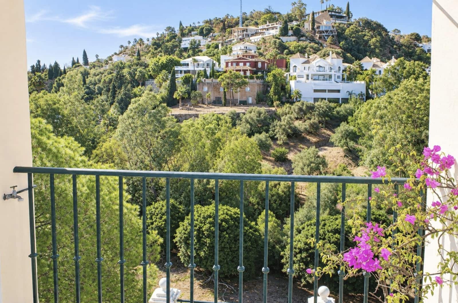 5 soveværelse Byhus til salg i Benahavis - € 850.000 (Ref: 10161231)