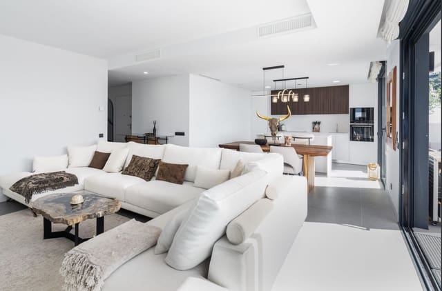 3 sypialnia Penthouse na sprzedaż w Alicate, Marbella z basenem garażem - 1 590 000 € (Ref: 10161239)