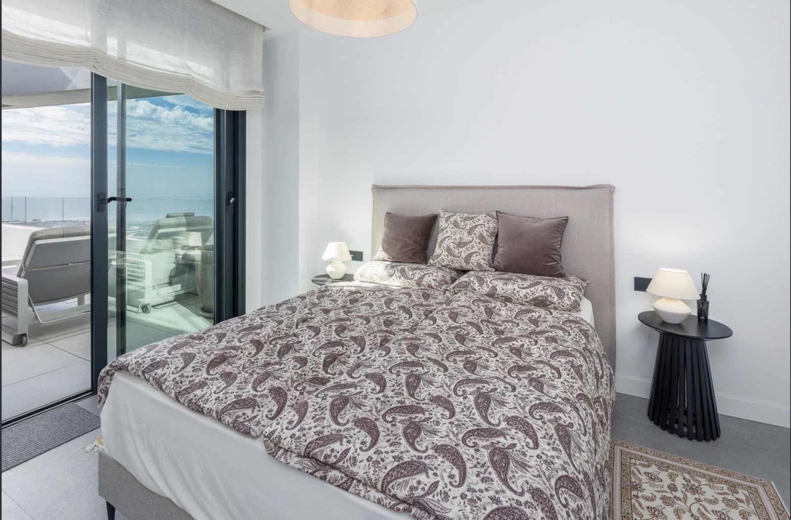 3 sypialnia Penthouse na sprzedaż w Marbella z basenem garażem - 1 590 000 € (Ref: 10161239)