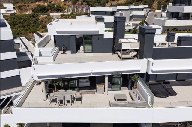 3 sypialnia Penthouse na sprzedaż w Alicate, Marbella z basenem garażem - 1 590 000 € (Ref: 10161239)