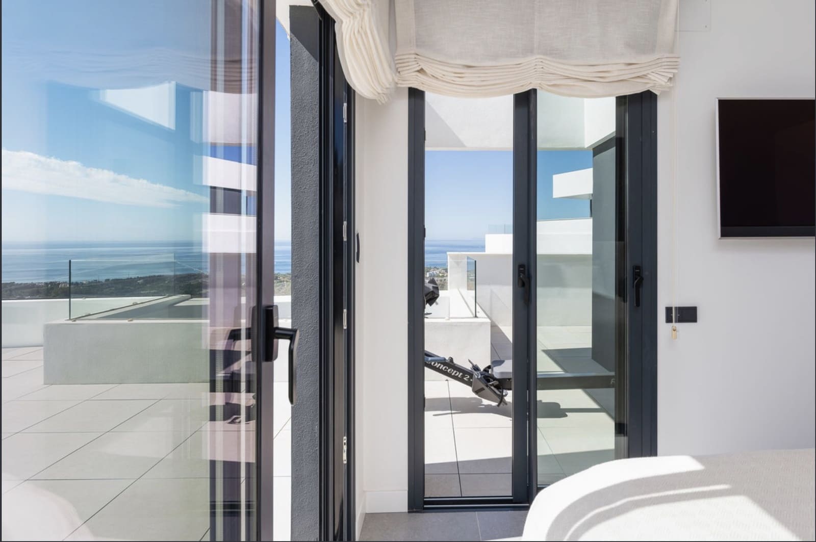 3 sypialnia Penthouse na sprzedaż w Marbella z basenem garażem - 1 590 000 € (Ref: 10161239)
