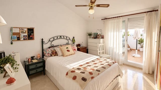 3 soveværelse Penthouse til salg i San Pedro de Alcantara, Marbella med garage - € 585.000 (Ref: 10162890)