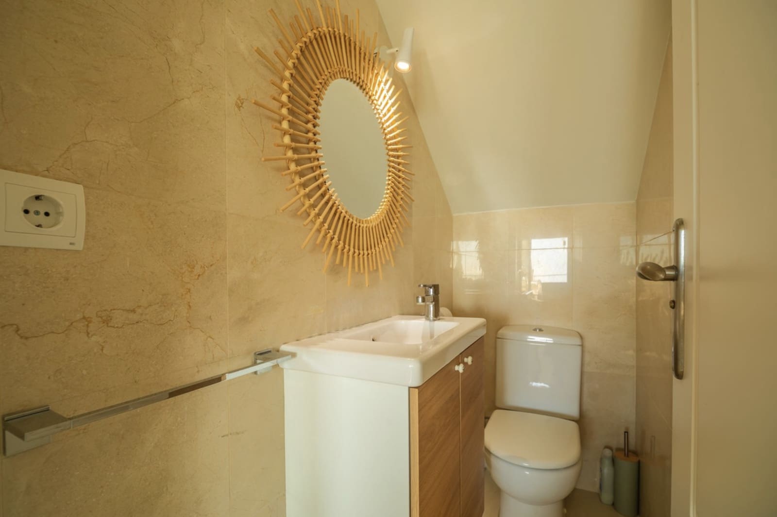3 bedroom Penthouse for sale in Estepona with pool garage - € 1,000,000 (Ref: 10164812)