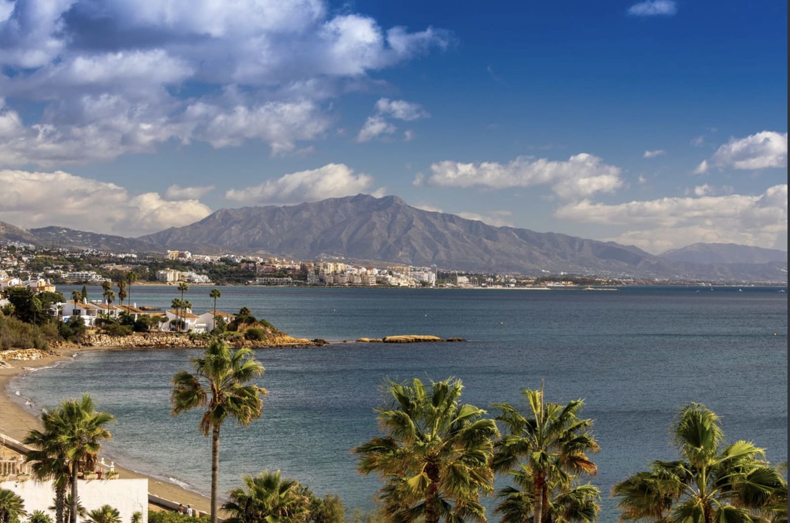 3 bedroom Penthouse for sale in Estepona with pool garage - € 1,000,000 (Ref: 10164812)