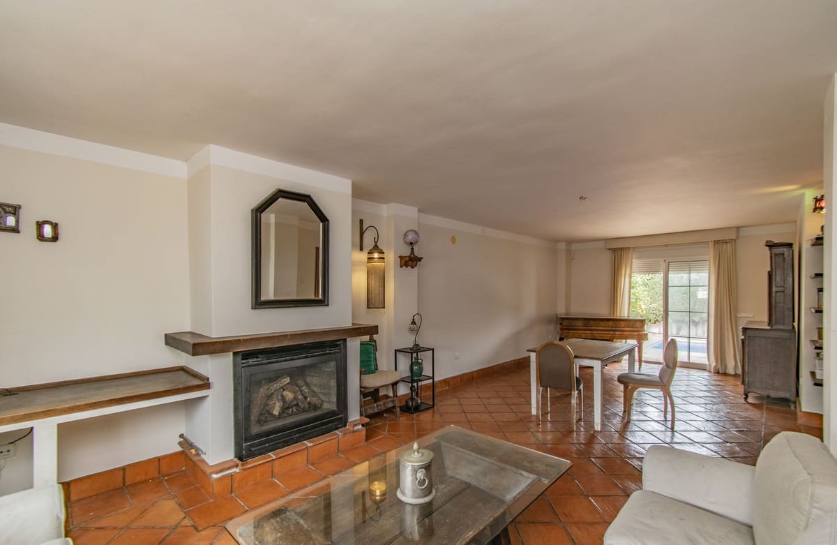 4 chambre Maison de Ville à vendre à San Pedro de Alcantara avec piscine garage - 949 000 € (Ref: 10164813)