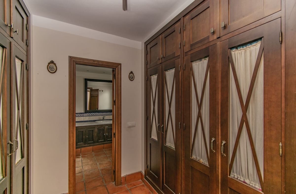 4 chambre Maison de Ville à vendre à San Pedro de Alcantara avec piscine garage - 949 000 € (Ref: 10164813)