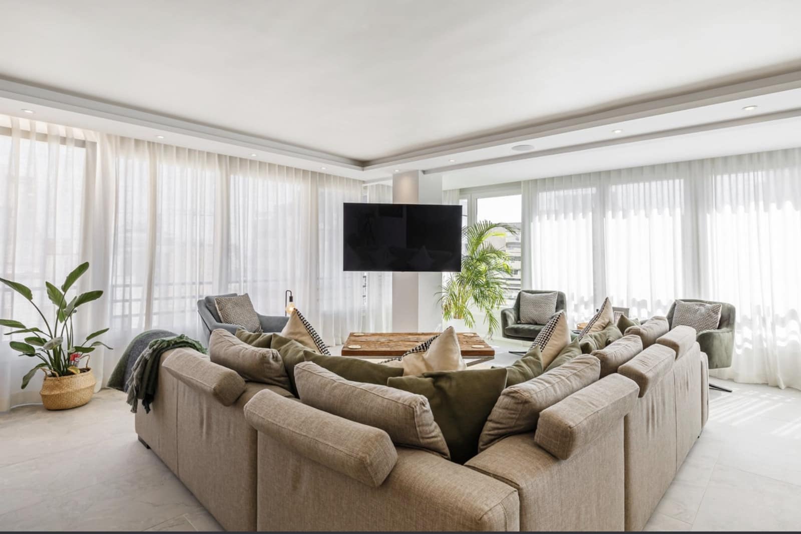 4 sypialnia Apartament na sprzedaż w Marbella - 1 100 000 € (Ref: 10164814)