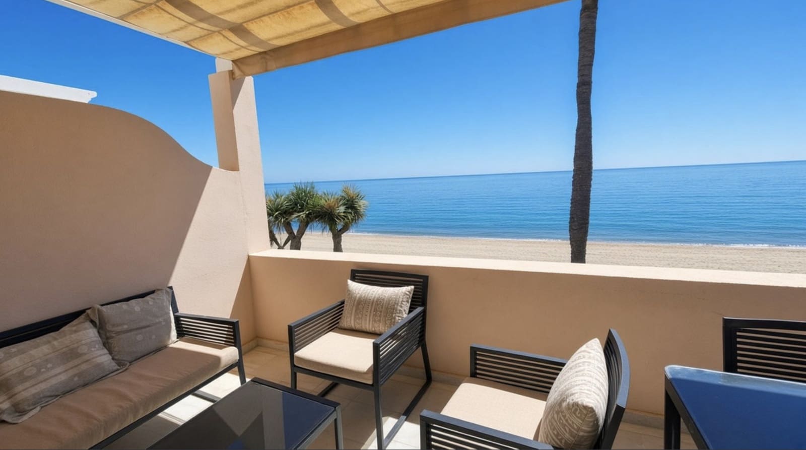 2 slaapkamer Appartement te koop in Bahia Dorada met zwembad garage - € 515.000 (Ref: 10164816)