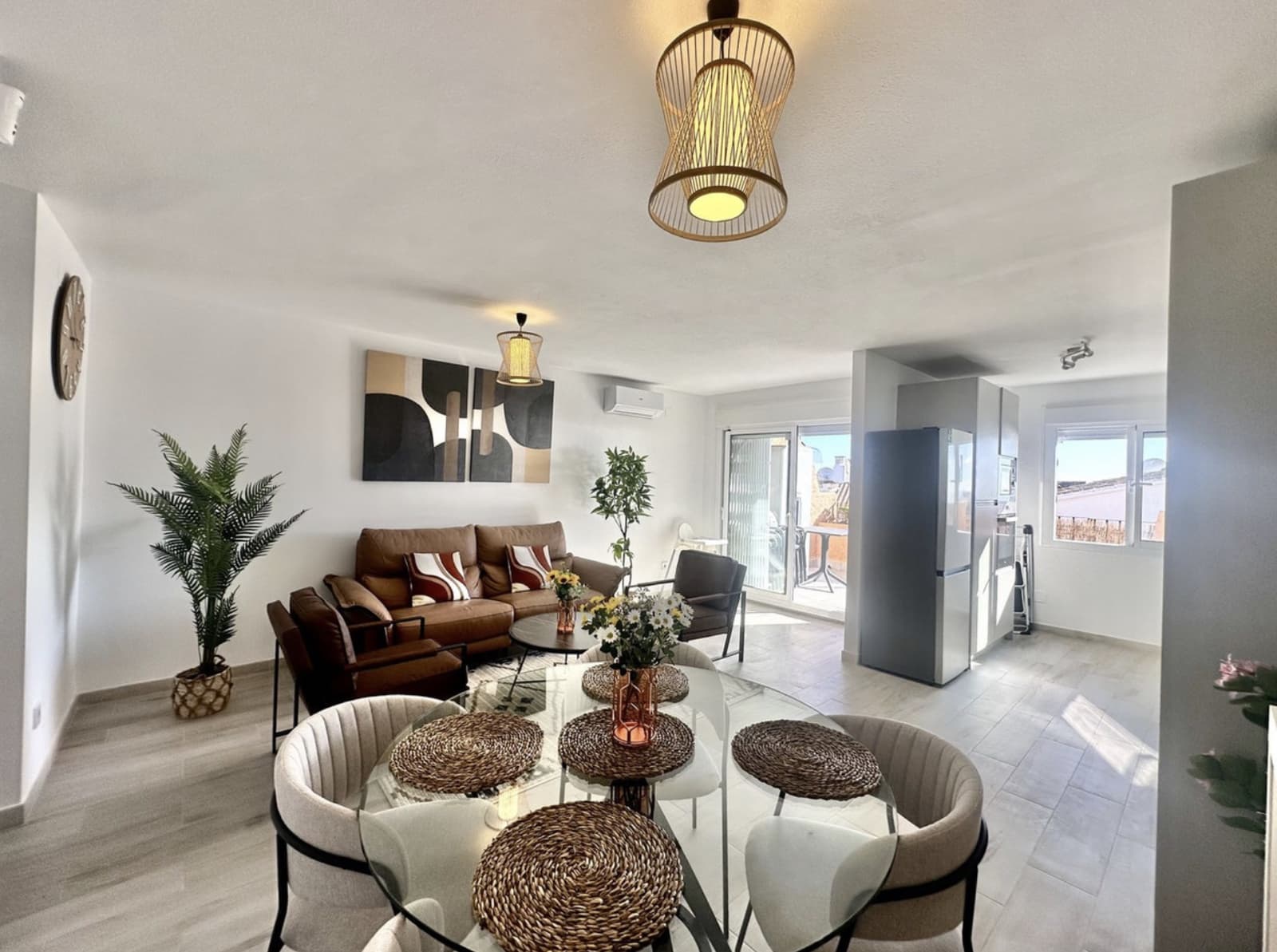 2 slaapkamer Appartement te koop in Calahonda - € 409.500 (Ref: 10164821)