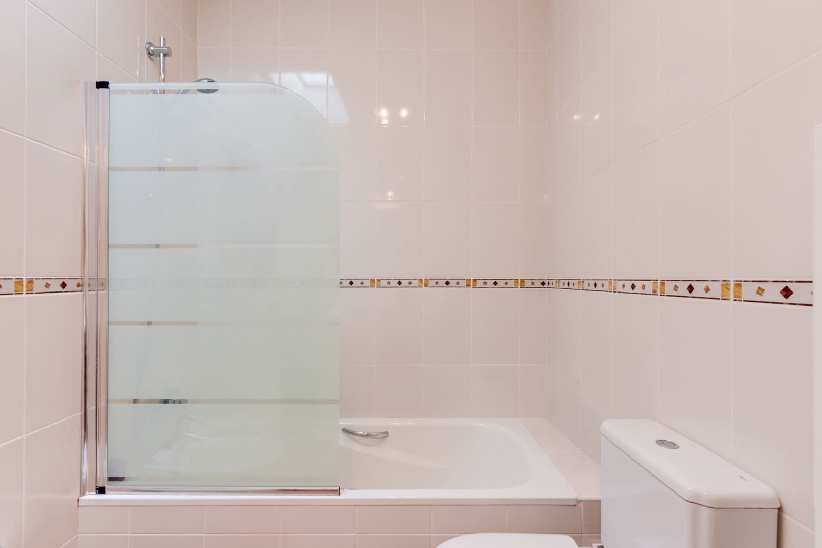 2 soverom Penthouse til salgs i Marbella med svømmebasseng garasje - € 599 000 (Ref: 10164824)