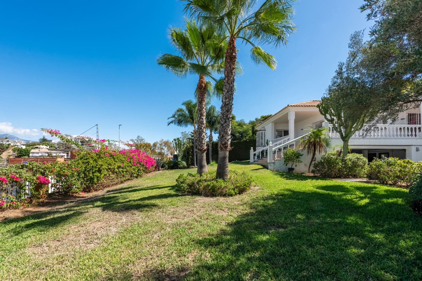 4 slaapkamer Villa te koop in Atalaya-Isdabe met zwembad garage - € 1.695.000 (Ref: 10164826)