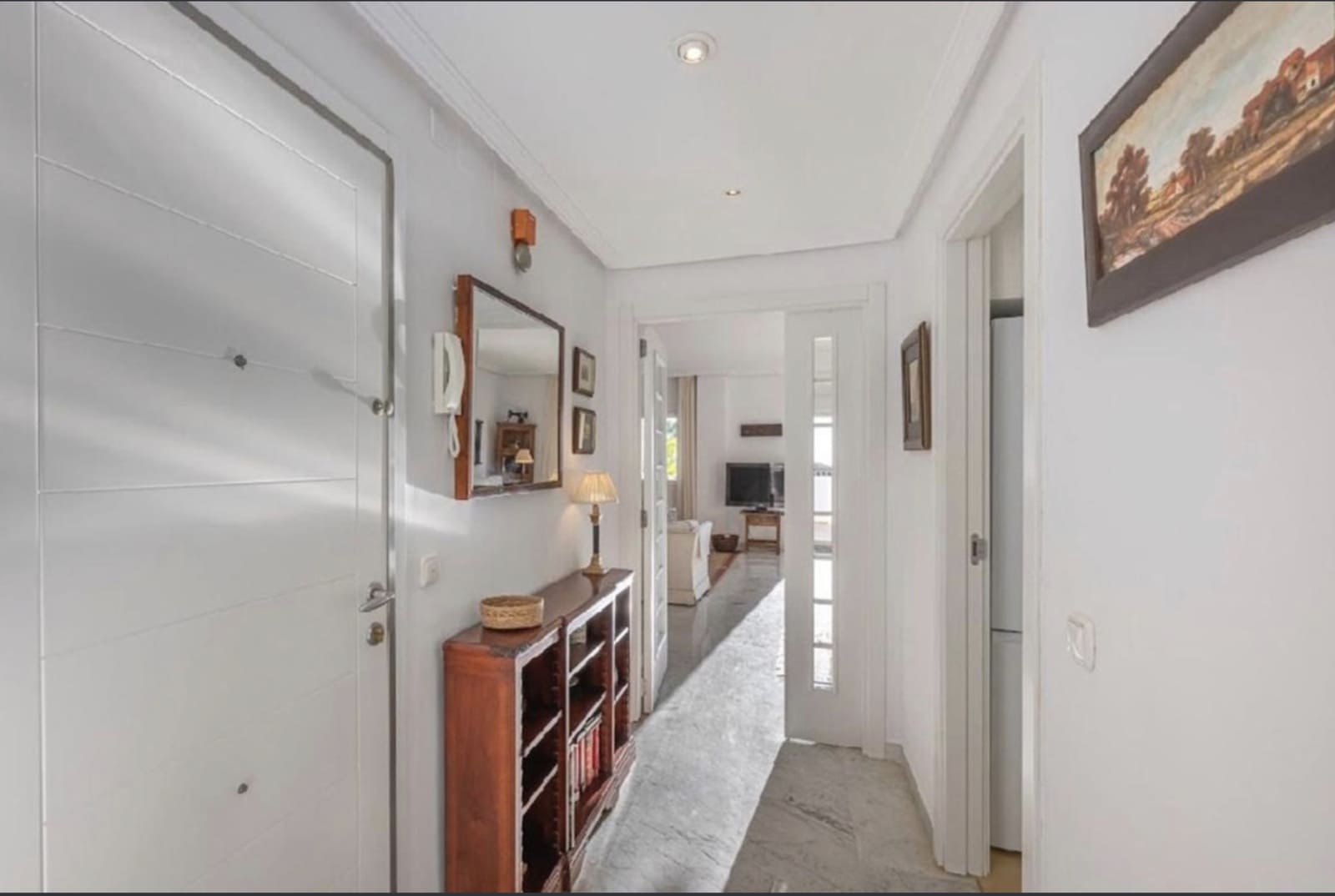 4 sypialnia Apartament na sprzedaż w Marbella z basenem garażem - 1 350 000 € (Ref: 10166326)