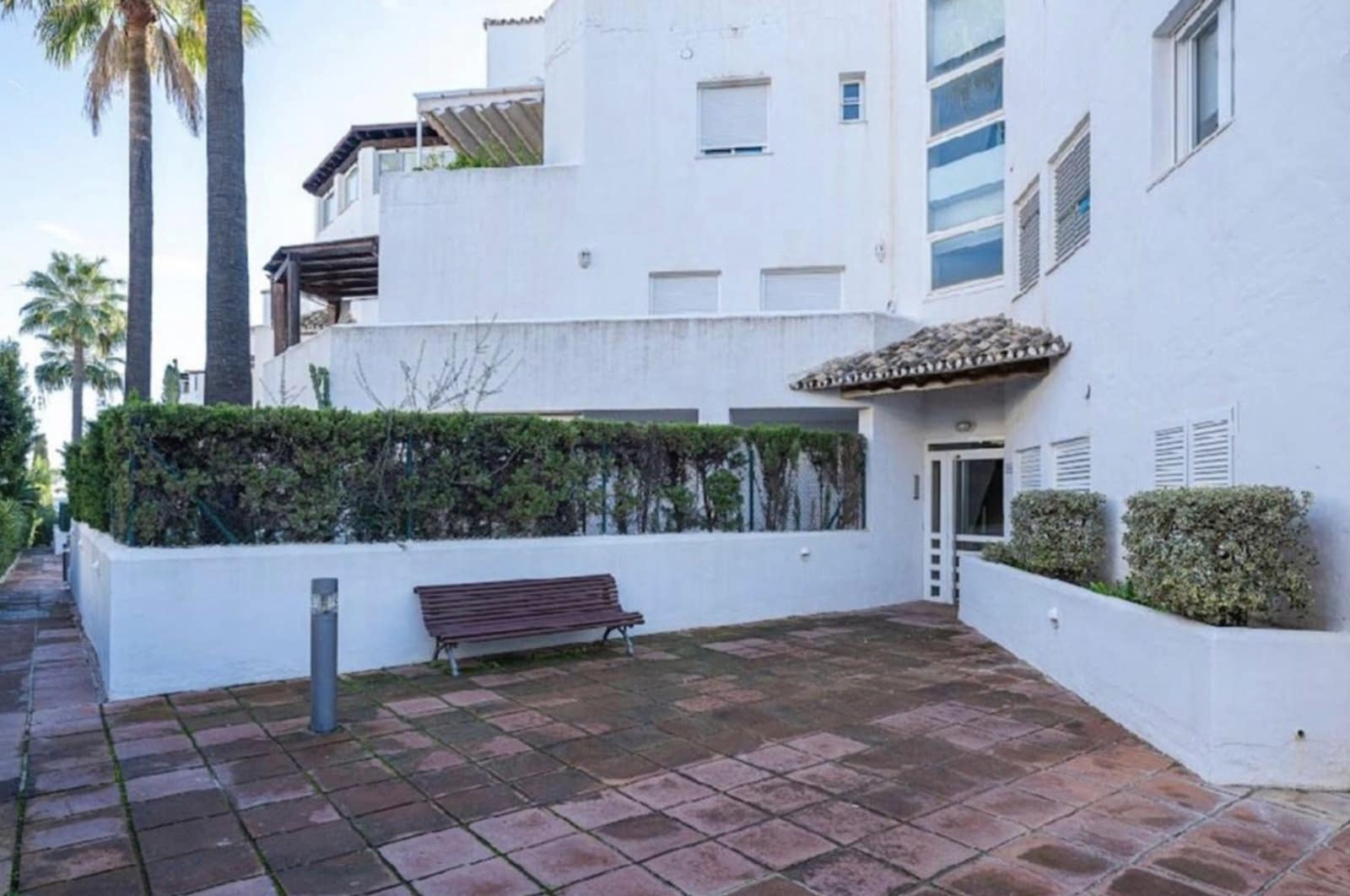 4 sypialnia Apartament na sprzedaż w Marbella z basenem garażem - 1 350 000 € (Ref: 10166326)