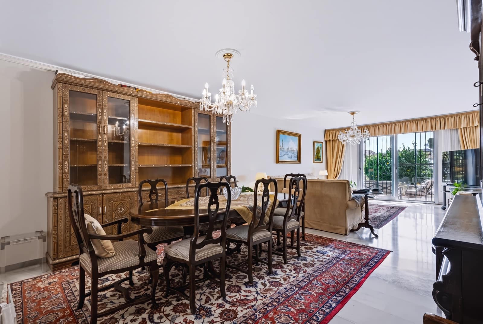2 sovrum Lägenhet till salu i Marbella med pool garage - 1 050 000 € (Ref: 10166327)