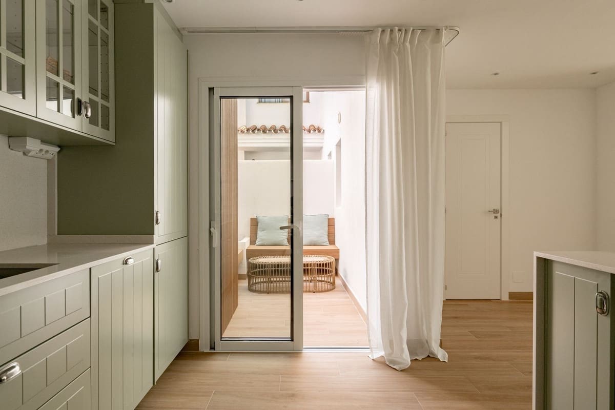 4 soveværelse Byhus til salg i San Pedro de Alcantara med garage - € 1.050.000 (Ref: 10166333)