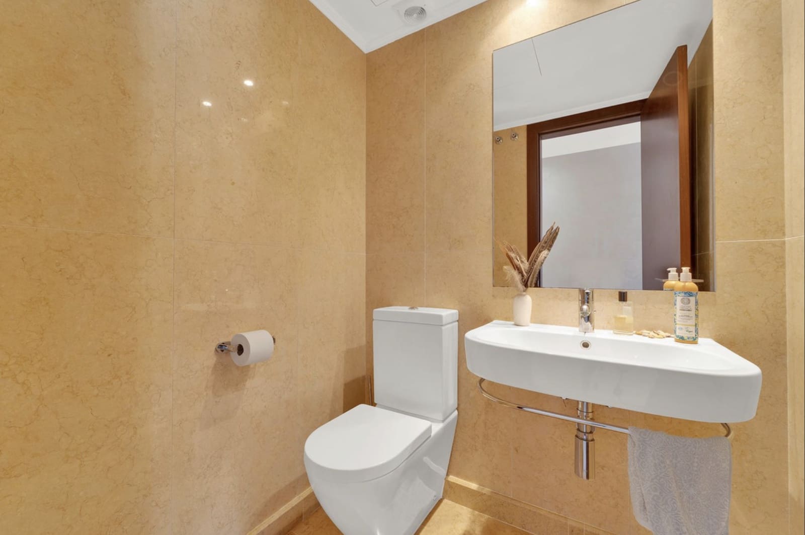 2 soveværelse Penthouse til salg i Marbella med swimmingpool garage - € 970.000 (Ref: 10166334)