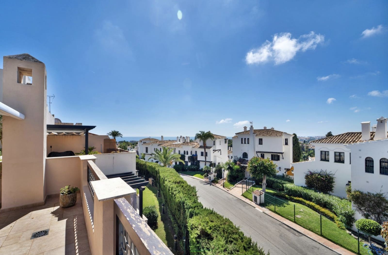 2 soveværelse Penthouse til salg i Marbella med swimmingpool garage - € 970.000 (Ref: 10166334)