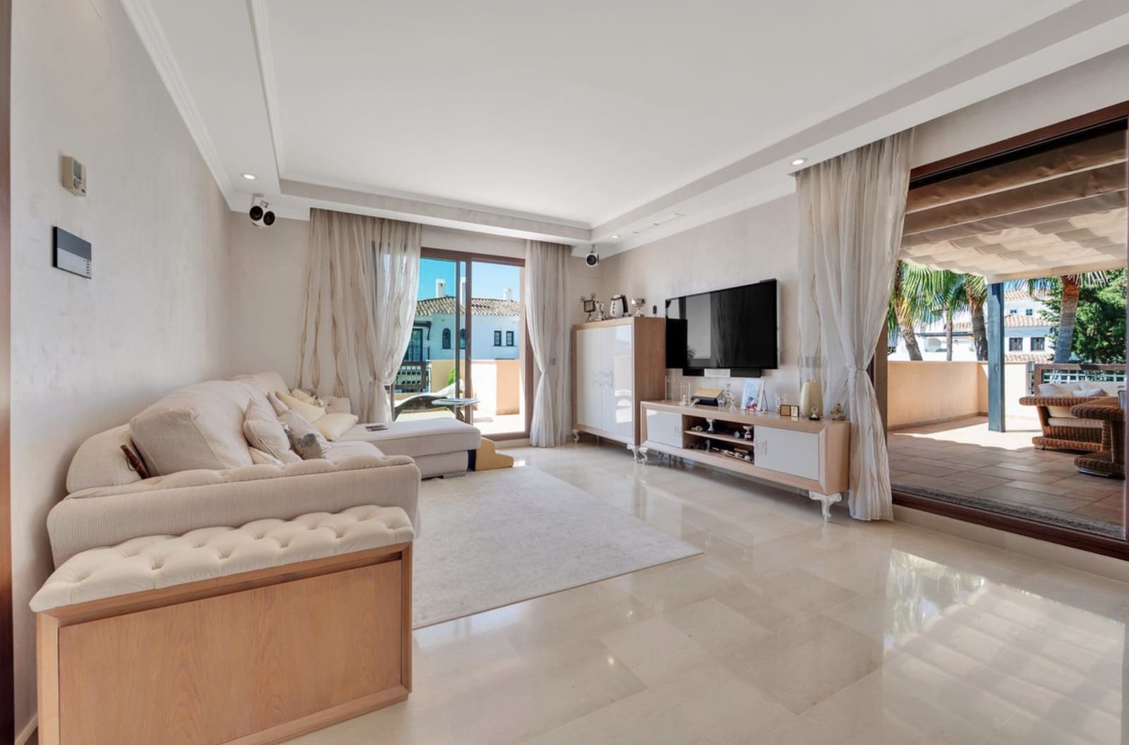 2 soveværelse Penthouse til salg i Marbella med swimmingpool garage - € 970.000 (Ref: 10166334)