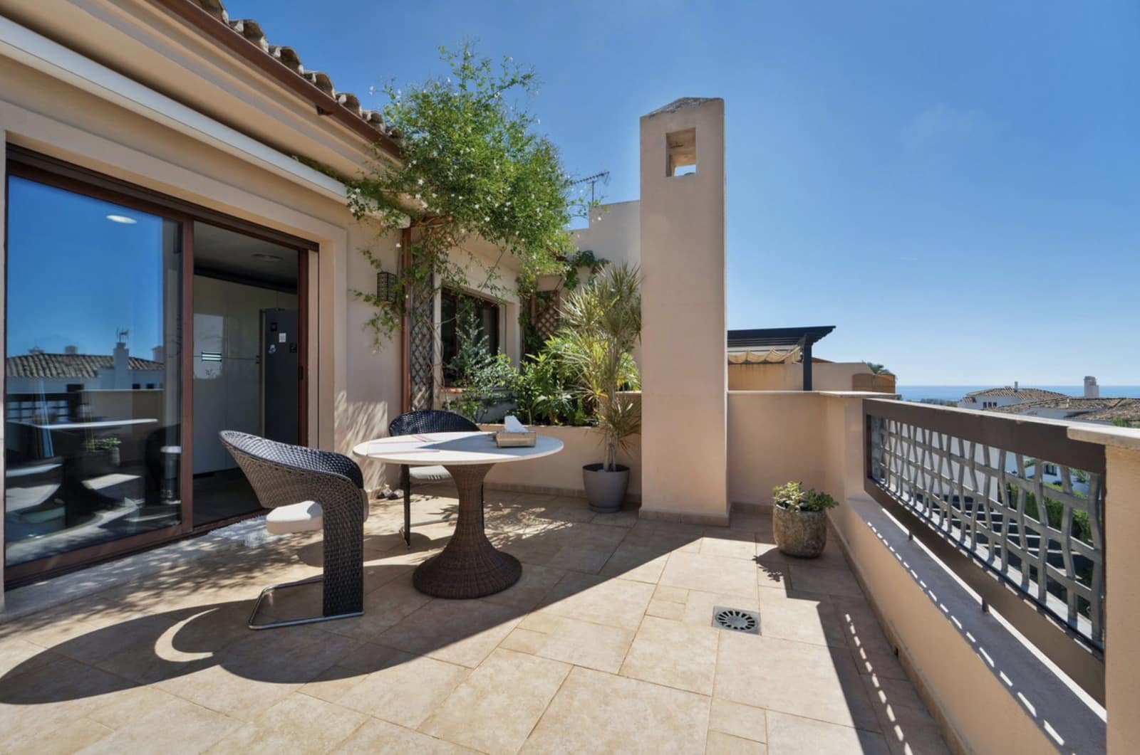 2 soveværelse Penthouse til salg i Marbella med swimmingpool garage - € 970.000 (Ref: 10166334)