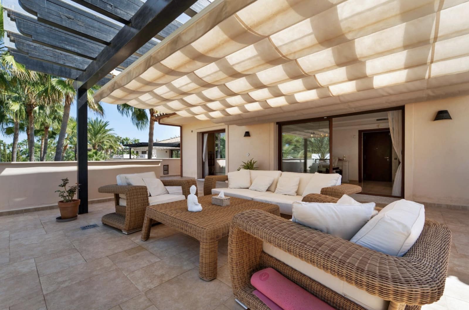2 soveværelse Penthouse til salg i Marbella med swimmingpool garage - € 970.000 (Ref: 10166334)