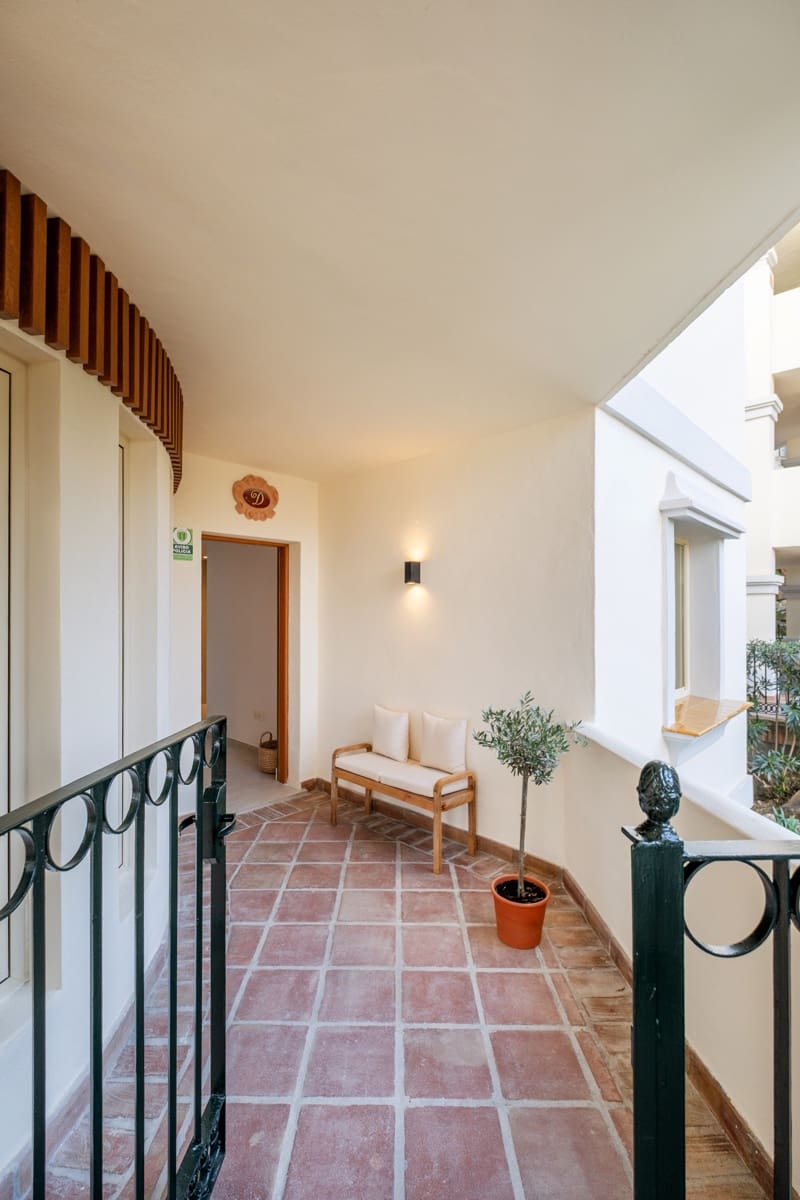 Apartamento de 3 habitaciones en Marbella en venta con piscina garaje - 1.150.000 € (Ref: 10166335)