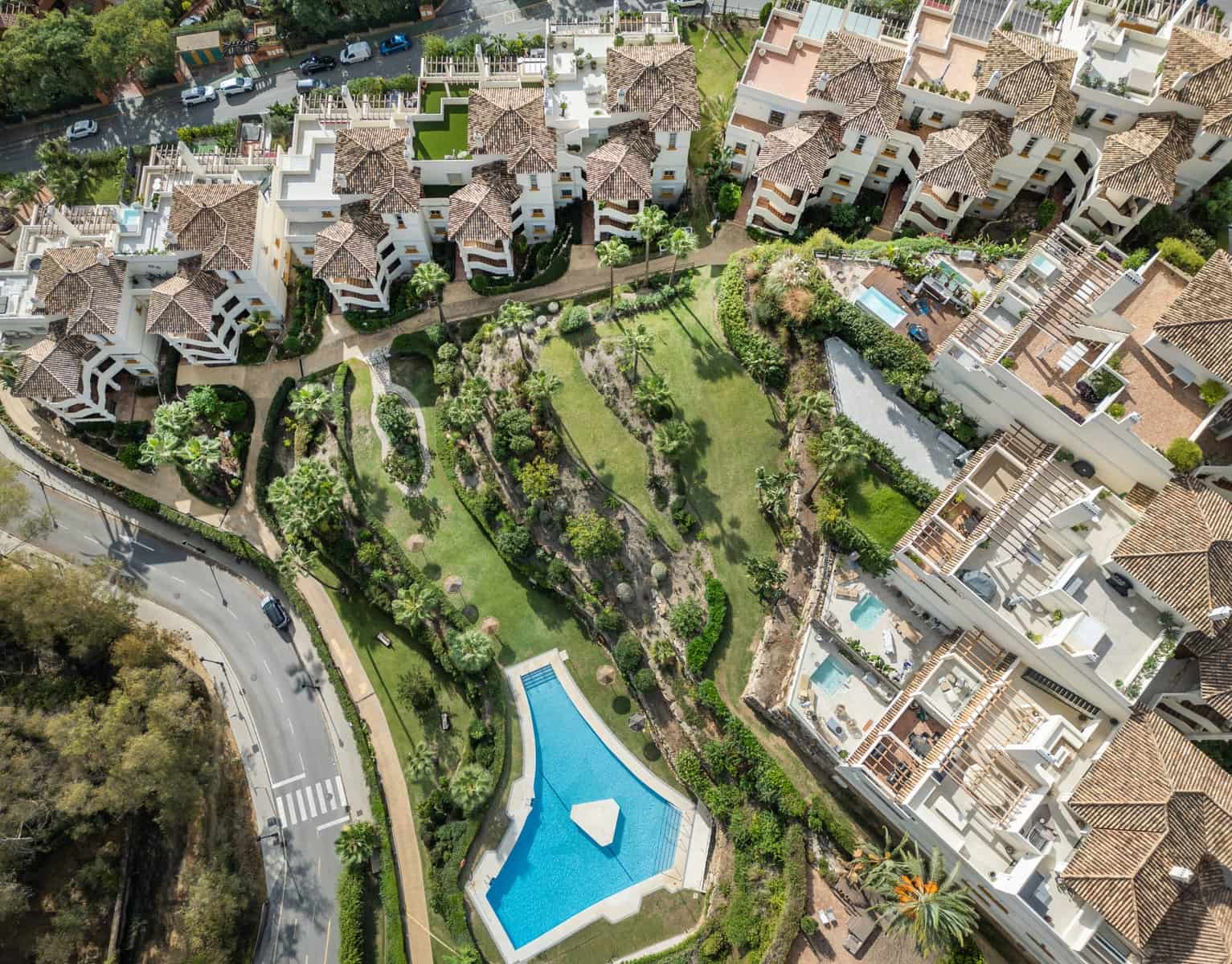 Apartamento de 3 habitaciones en Marbella en venta con piscina garaje - 1.150.000 € (Ref: 10166335)