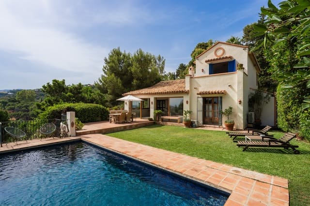 Chalet de 4 habitaciones en El Madroñal, Benahavís en venta con piscina - 2.350.000 € (Ref: 10166336)