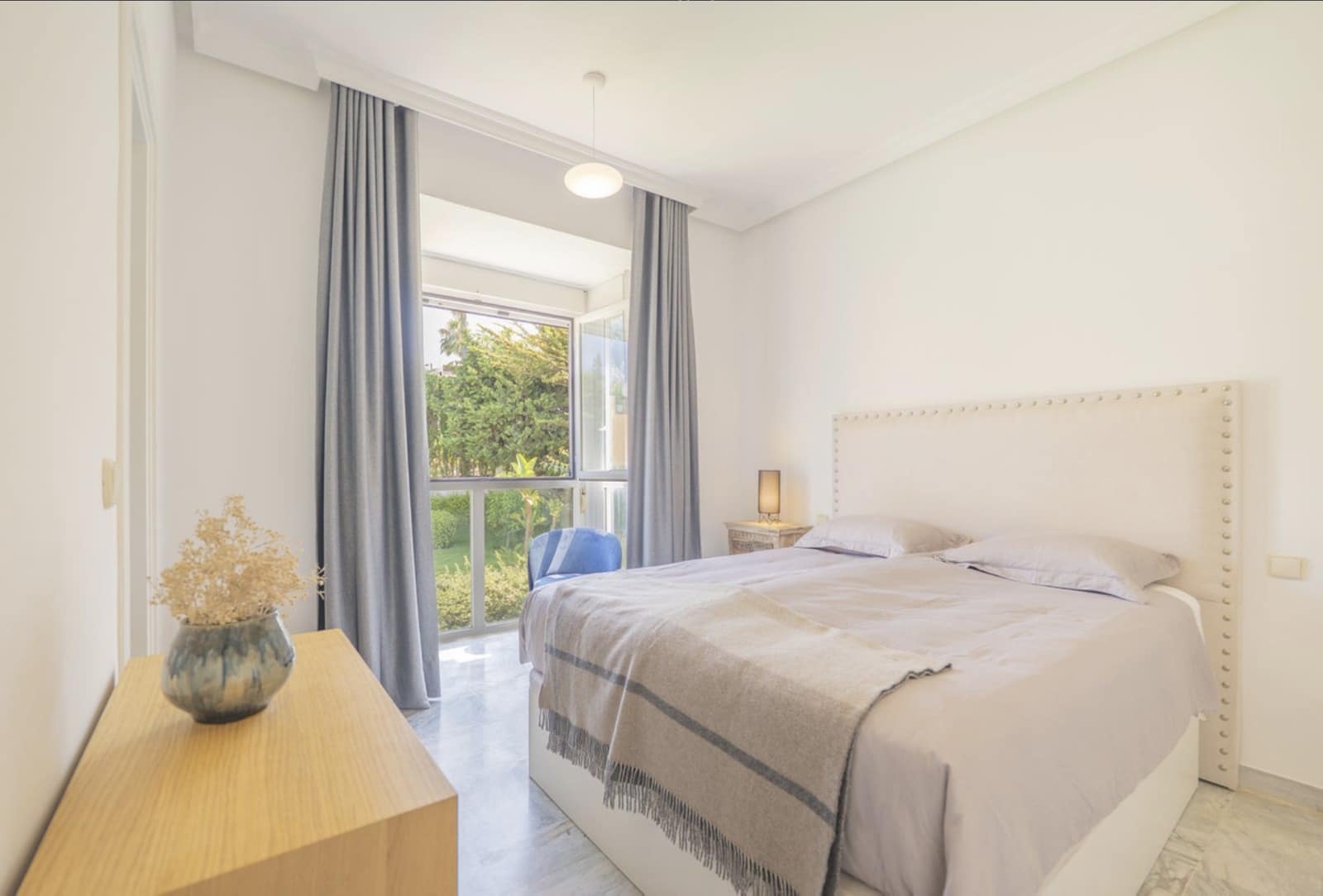 3 bedroom Townhouse for sale in Marbella with pool garage - € 1,375,000 (Ref: 10168404)