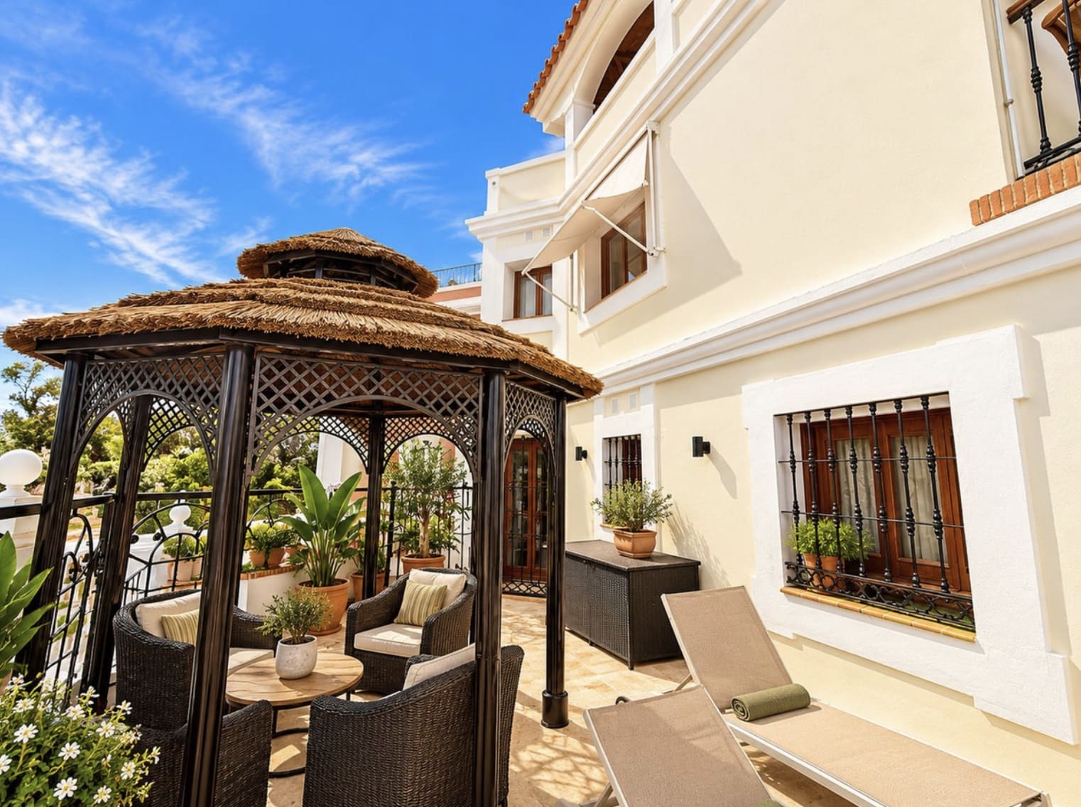 4 chambre Villa/Maison Semi-Mitoyenne à vendre à Marbella avec piscine - 1 785 000 € (Ref: 10168406)