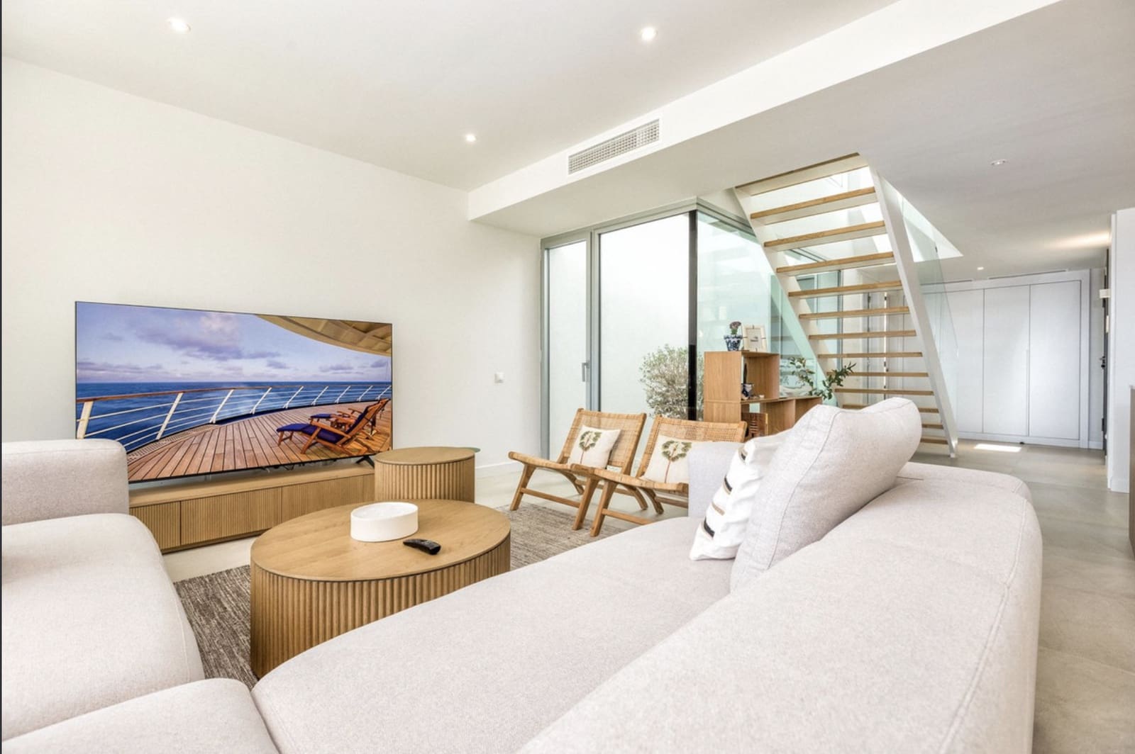 4 sypialnia Dom na sprzedaż w Estepona z basenem garażem - 1 185 000 € (Ref: 10168407)
