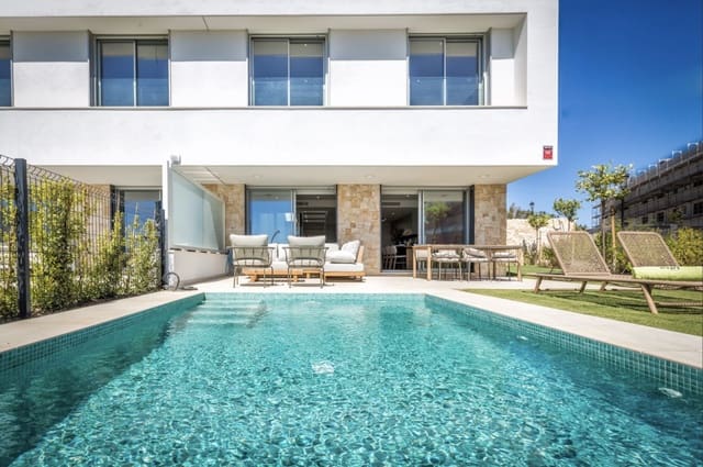 4 soverom Hus til salgs i Estepona med svømmebasseng garasje - € 1 185 000 (Ref: 10168407)