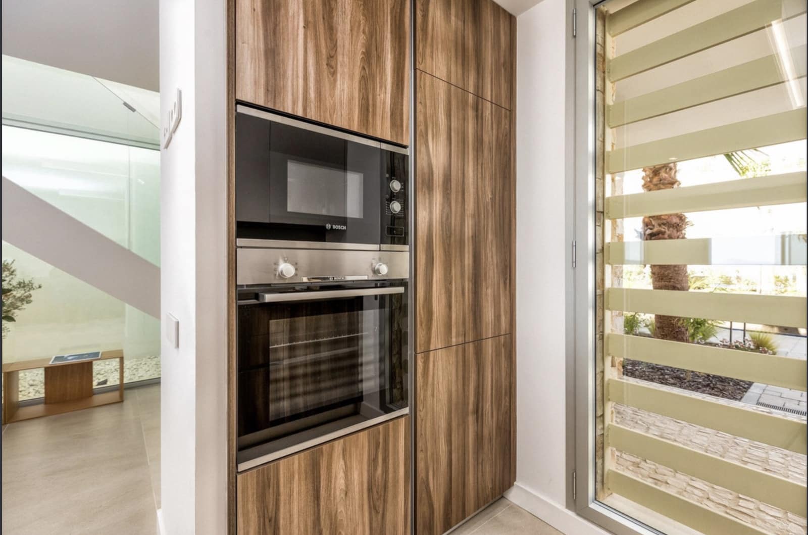 4 sypialnia Dom na sprzedaż w Estepona z basenem garażem - 1 185 000 € (Ref: 10168407)