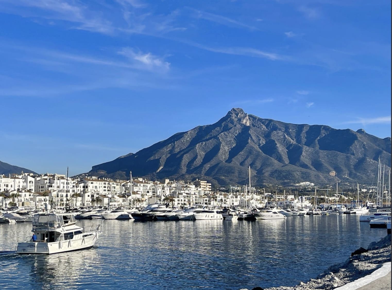 3 bedroom Apartment for sale in Marbella with pool garage - € 950,000 (Ref: 10168408)