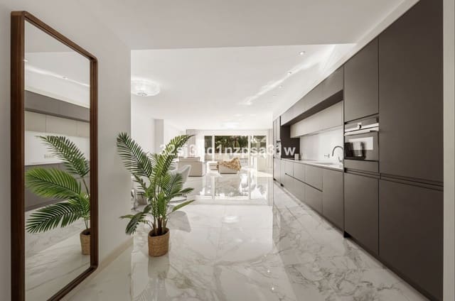 3 slaapkamer Appartement te koop in Puerto Banus, Marbella met zwembad garage - € 3.050.000 (Ref: 10168409)