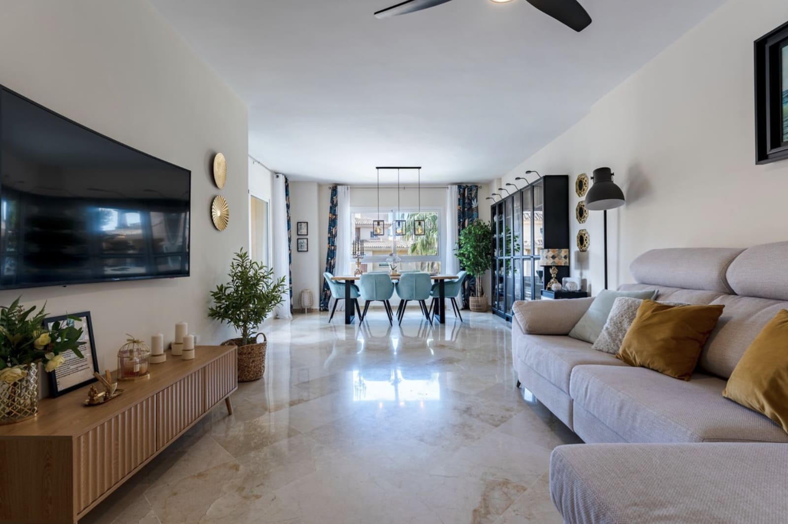 3 sovrum Lägenhet till salu i Calahonda med pool garage - 399 000 € (Ref: 10171211)