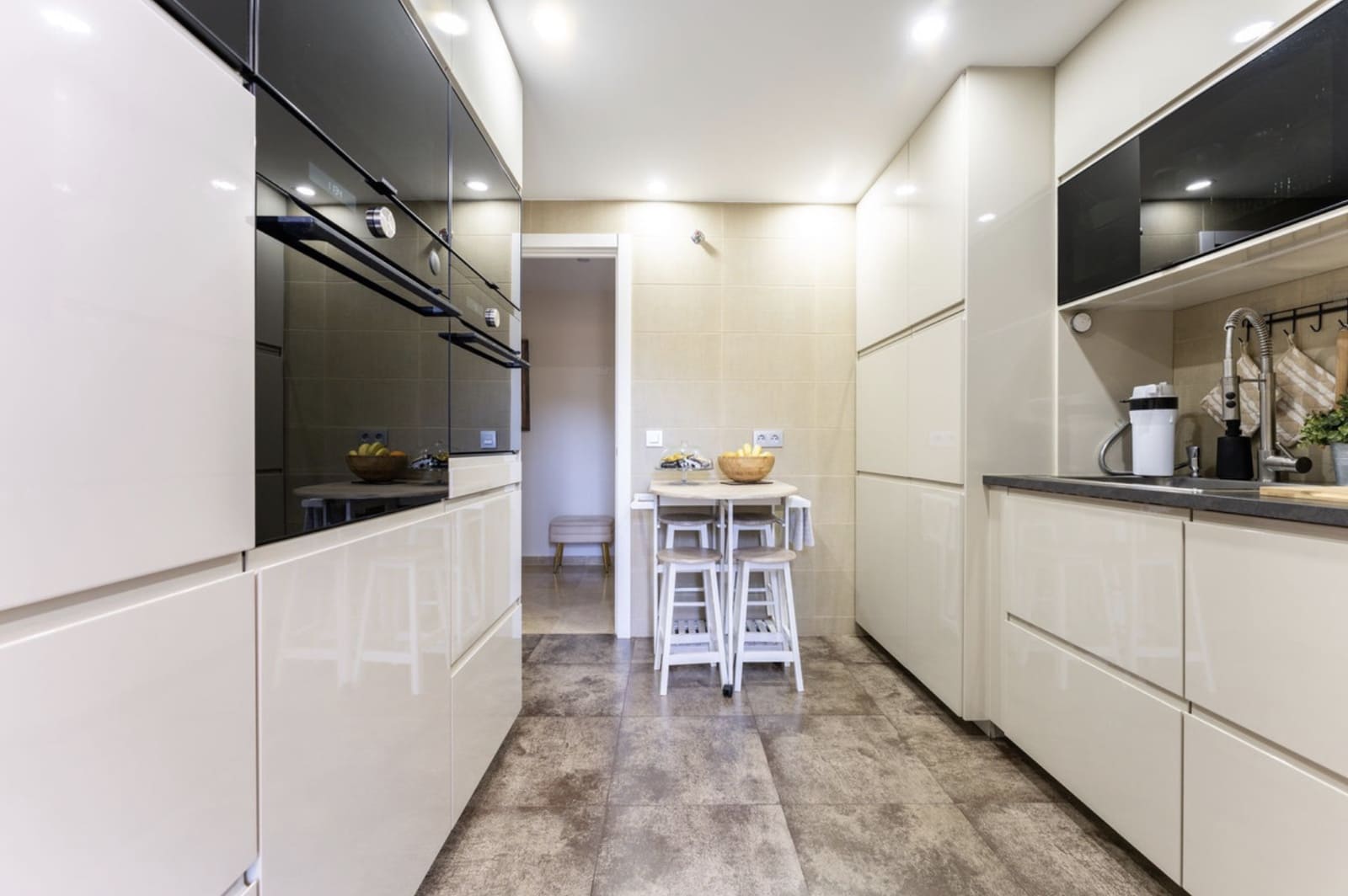 3 sovrum Lägenhet till salu i Calahonda med pool garage - 399 000 € (Ref: 10171211)