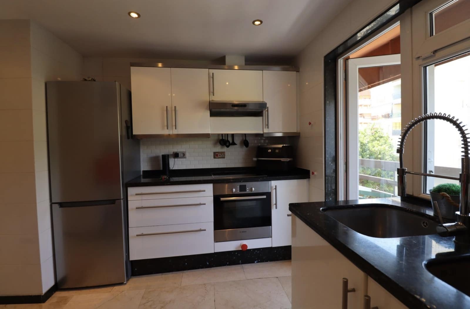 3 soveværelse Penthouse til salg i Marbella med swimmingpool garage - € 1.495.000 (Ref: 10171212)