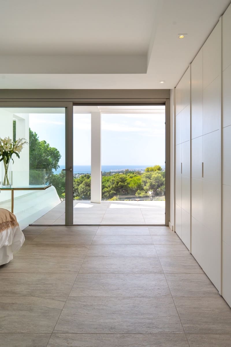 3 bedroom Townhouse for sale in Marbella with pool garage - € 2,300,000 (Ref: 10171214)