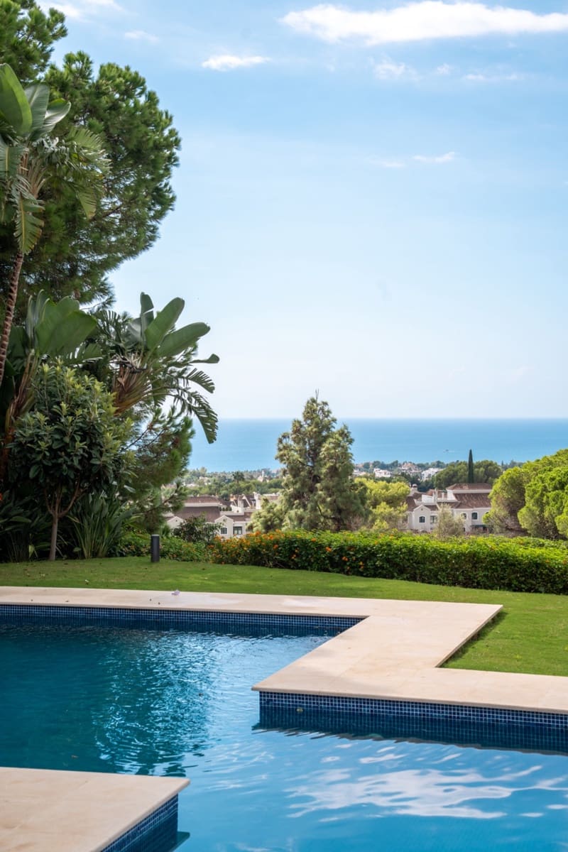3 bedroom Townhouse for sale in Marbella with pool garage - € 2,300,000 (Ref: 10171214)