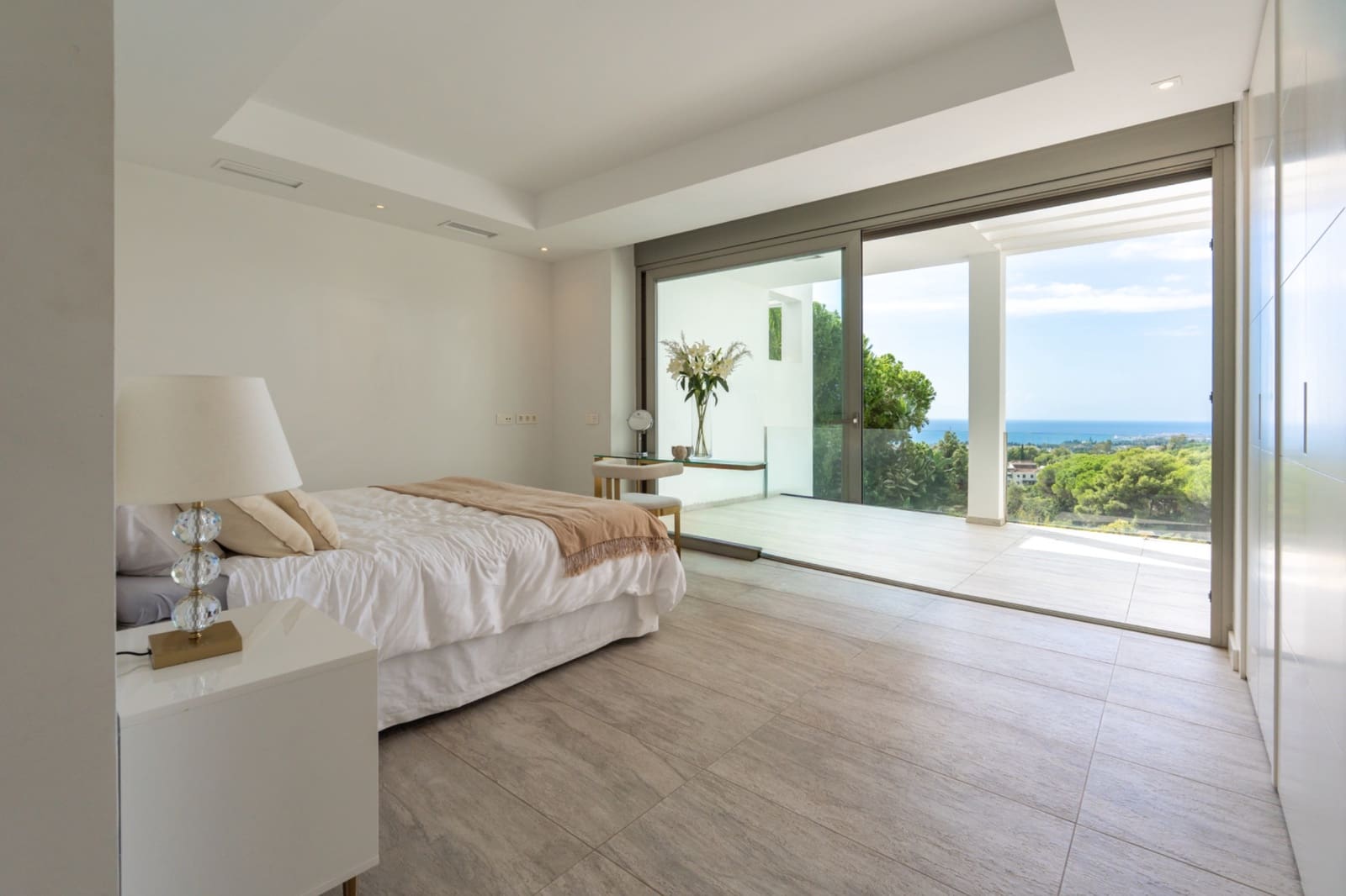 3 bedroom Townhouse for sale in Marbella with pool garage - € 2,300,000 (Ref: 10171214)