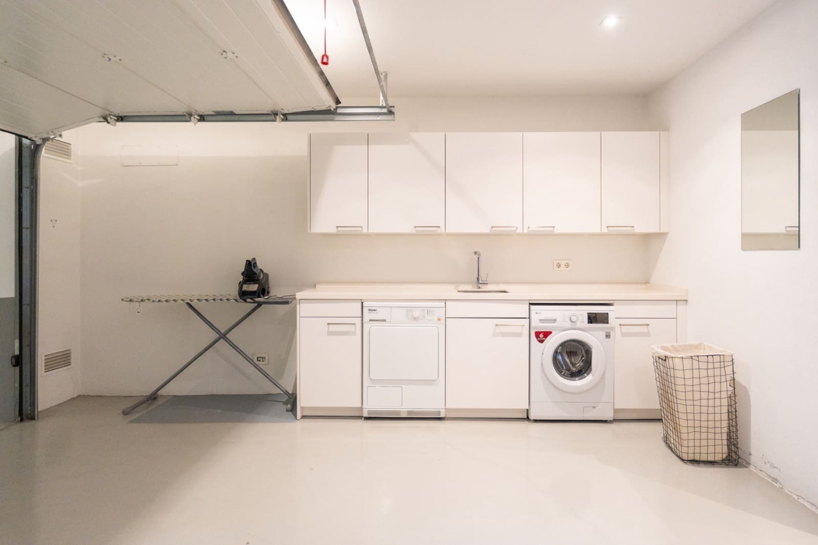 3 bedroom Townhouse for sale in Marbella with pool garage - € 2,300,000 (Ref: 10171214)