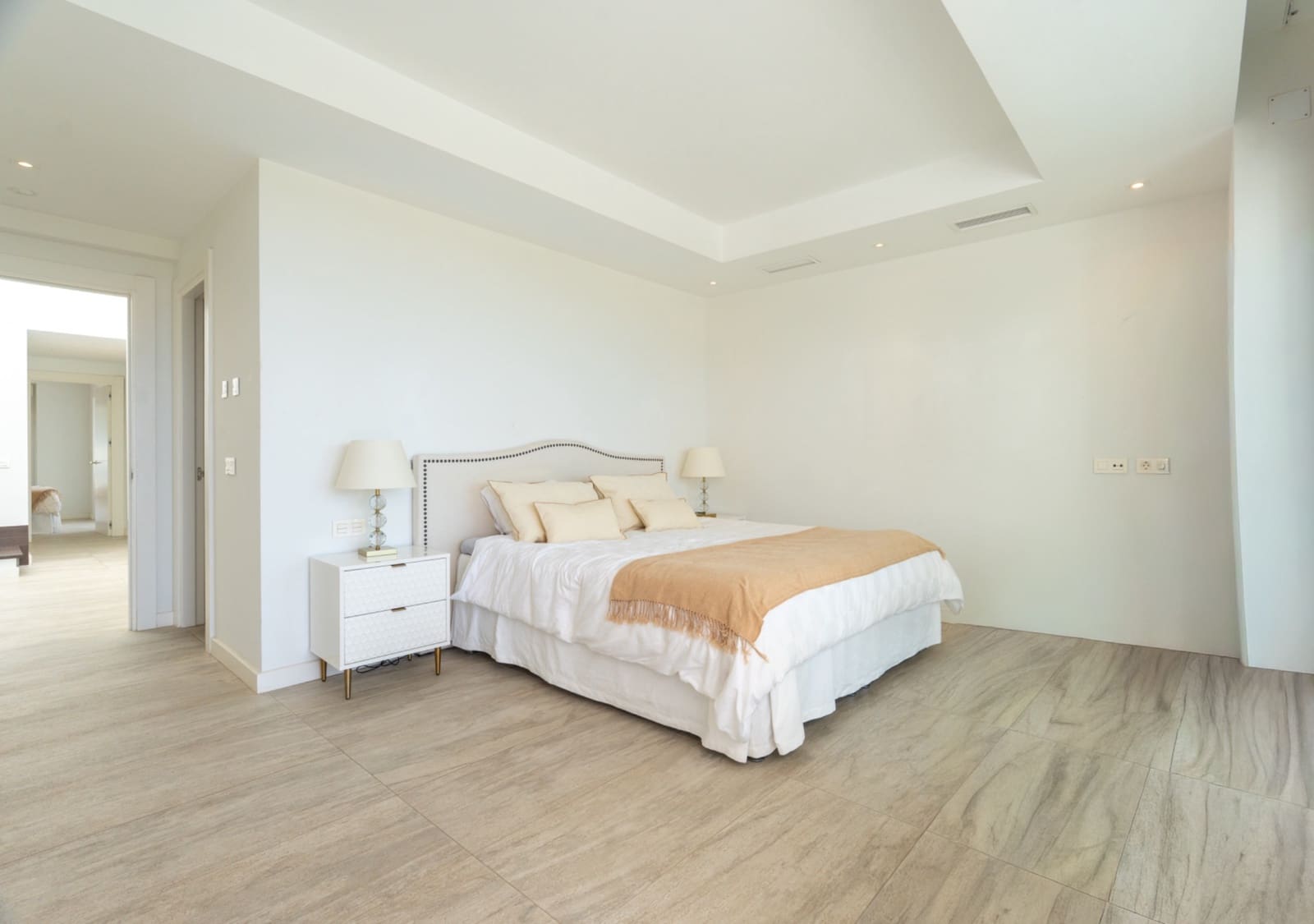 3 bedroom Townhouse for sale in Marbella with pool garage - € 2,300,000 (Ref: 10171214)