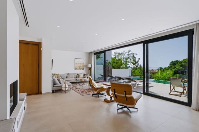Chalet de 4 habitaciones en Huerta Belón - Calvario, Marbella en venta con piscina garaje - 2.650.000 € (Ref: 10173486)