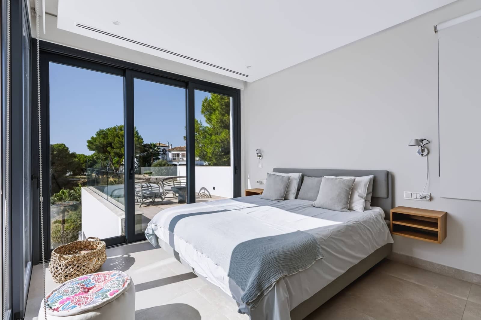 Chalet de 4 habitaciones en Marbella en venta con piscina garaje - 2.650.000 € (Ref: 10173486)