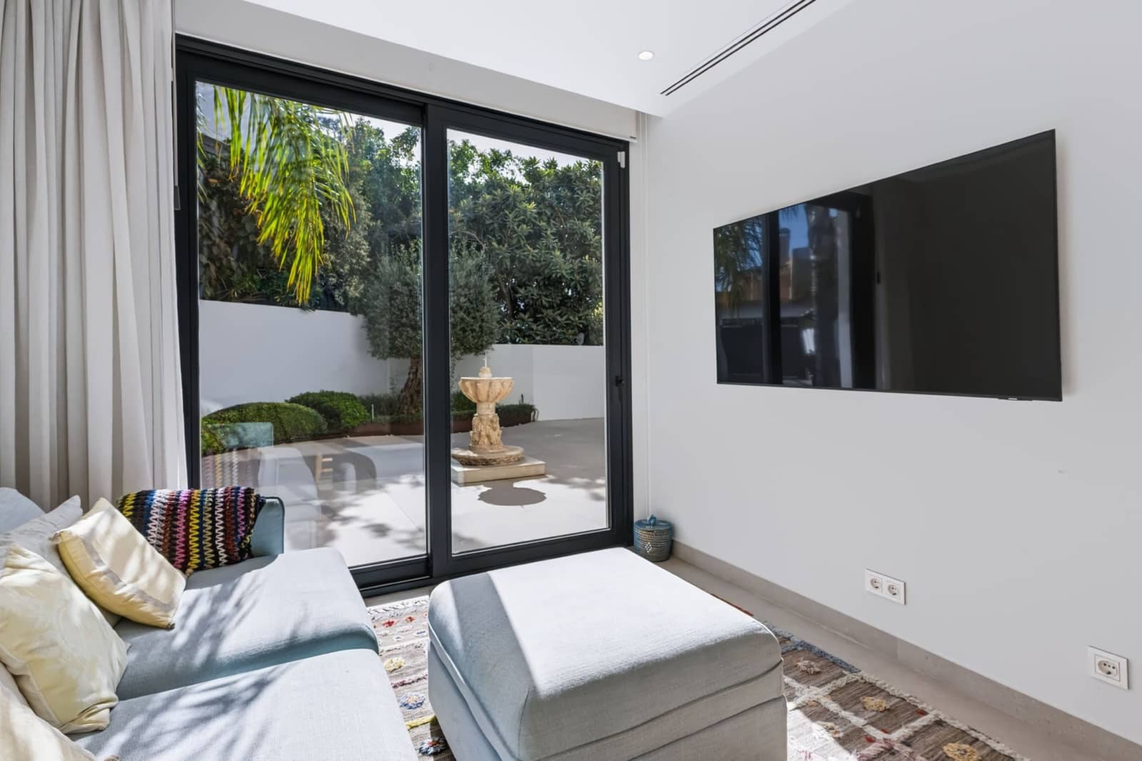 Chalet de 4 habitaciones en Marbella en venta con piscina garaje - 2.650.000 € (Ref: 10173486)