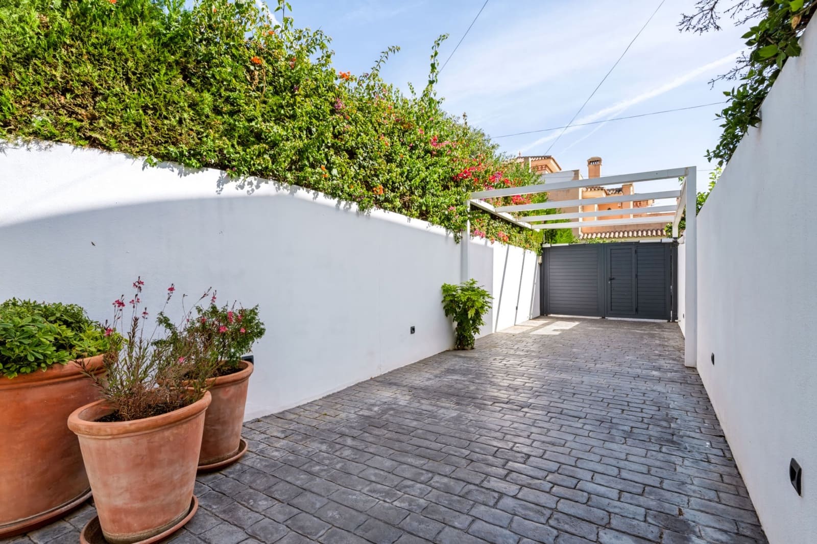 Chalet de 4 habitaciones en Marbella en venta con piscina garaje - 2.650.000 € (Ref: 10173486)
