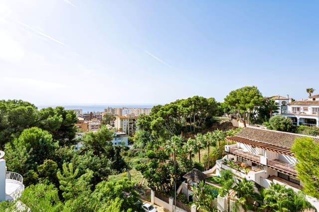 Chalet de 4 habitaciones en Huerta Belón - Calvario, Marbella en venta con piscina garaje - 2.650.000 € (Ref: 10173486)